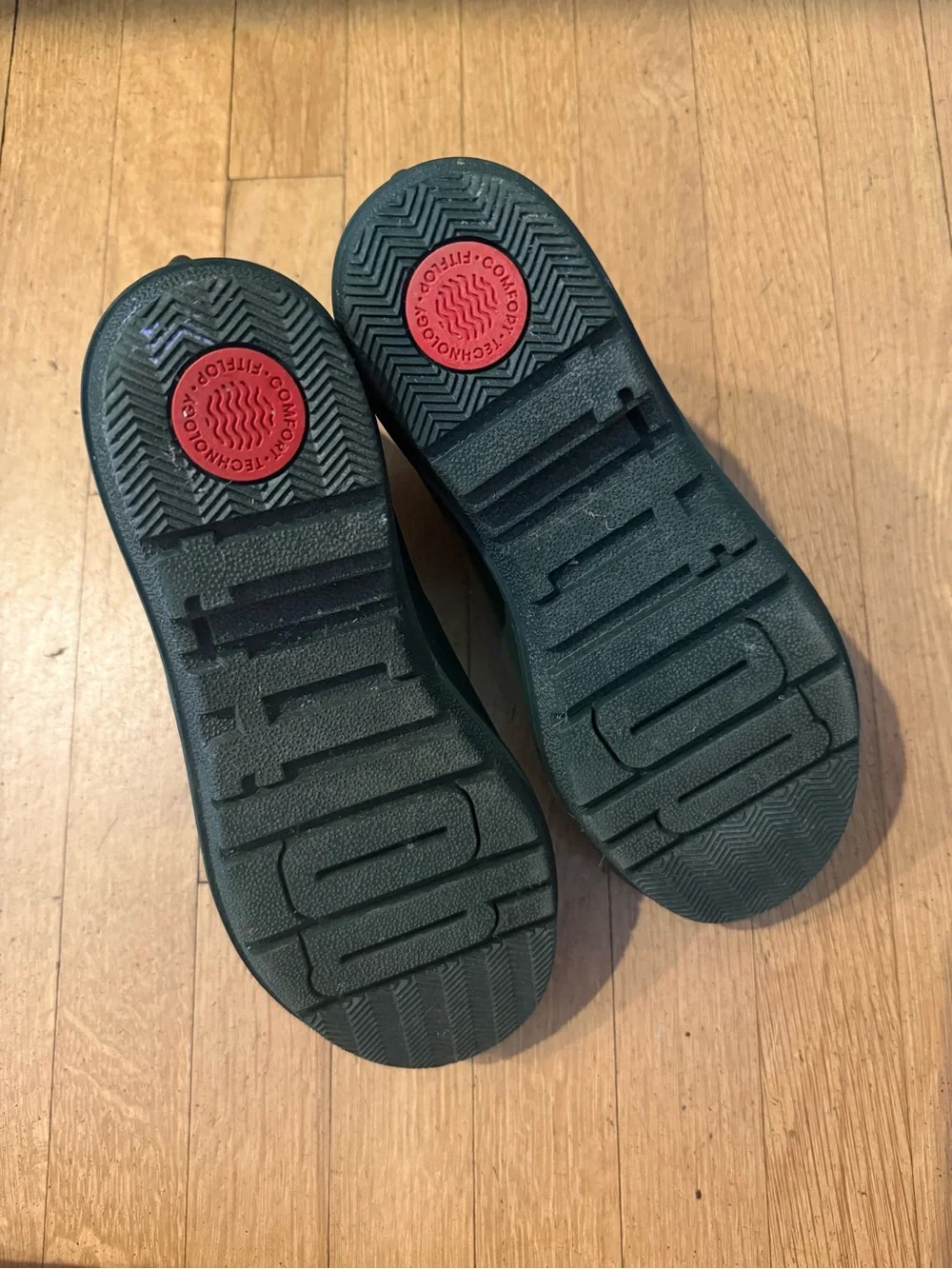 FitFlop Wonderwelly Green Waterproof Chelsea Rain Boots